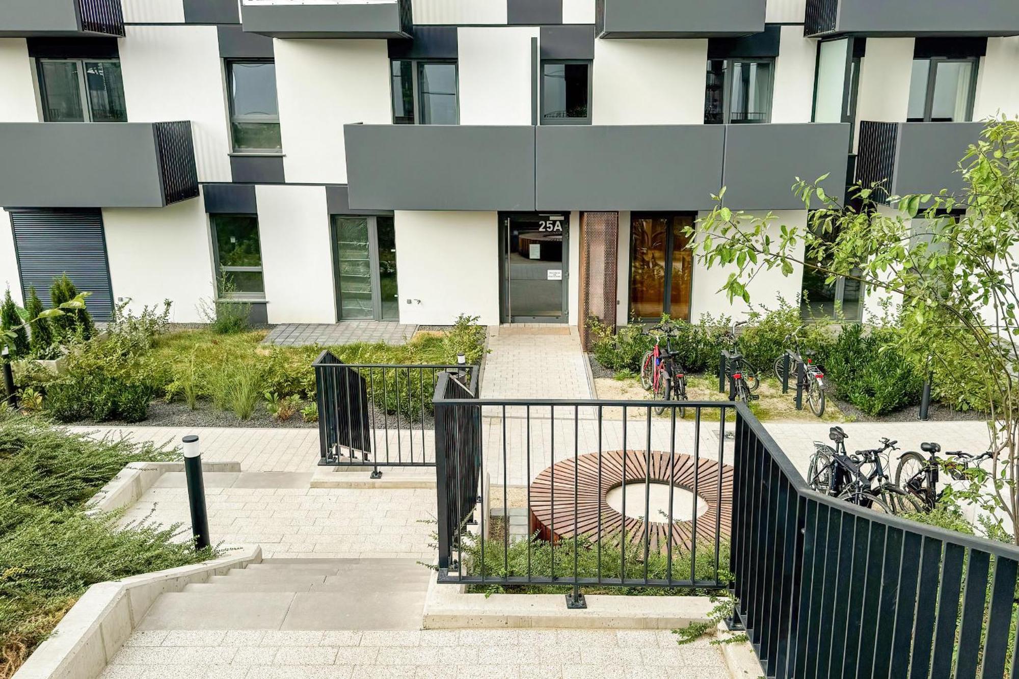 Cozy Studio With Parking In Poznan By Noclegi Renters Exterior foto